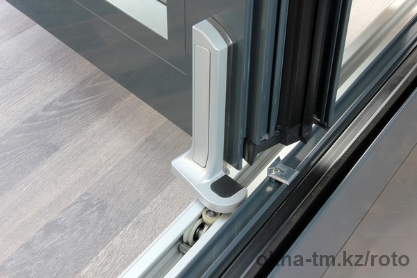 Roto представили фурнитуру премиум-класса для параллельно-сдвижных систем