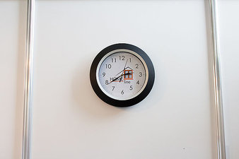 Часы Home Line &mdash; ПК Вектор