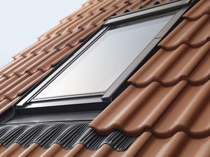 Мансардные окнаVelux — Roof Market Мансардные окнаVelux — Roof Market